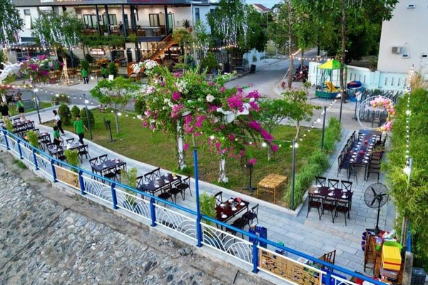 Đặt Tiệc Khách Đoàn